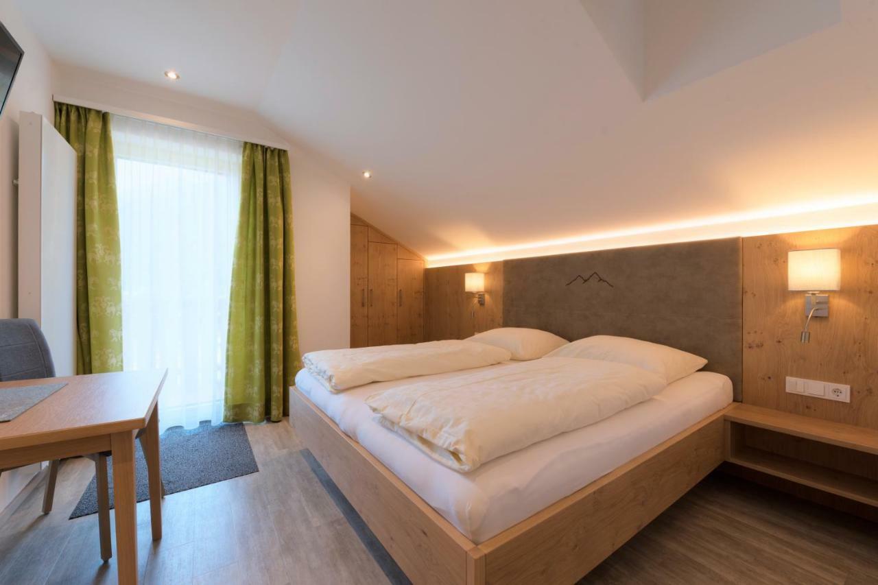 Pension Angelika Петной-ам-Арльберг Экстерьер фото